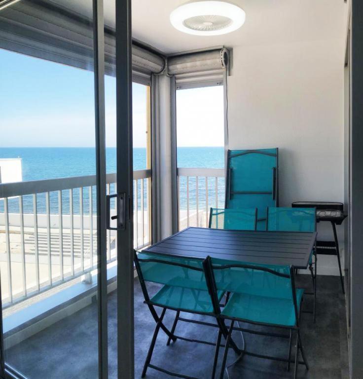 Les Pieds Dans L'Eau Apartment Agde Exterior foto